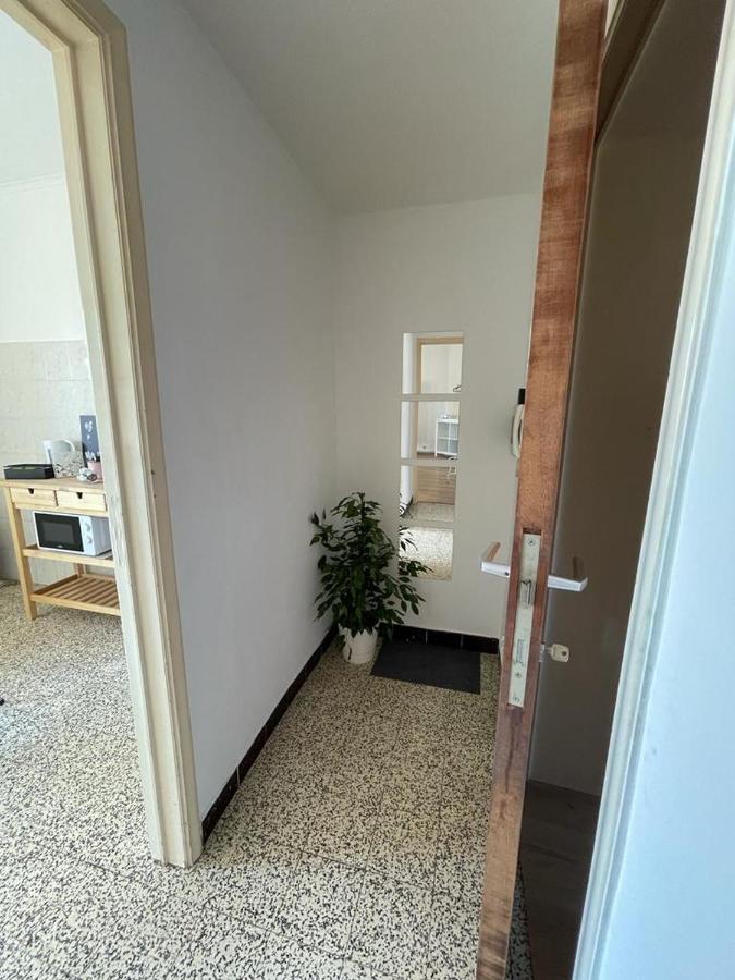 Appartement Dans Un Beau Quartier A Anderlecht 브뤼셀 외부 사진
